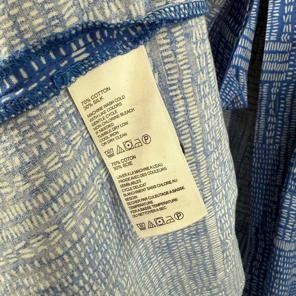 Tommy Bahama Men’s Medium Blue Silk Cotton Short Sleeve Top - Picture 3 of 5